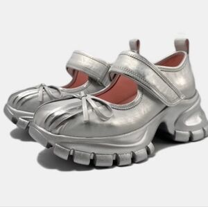 women shoes Heels
